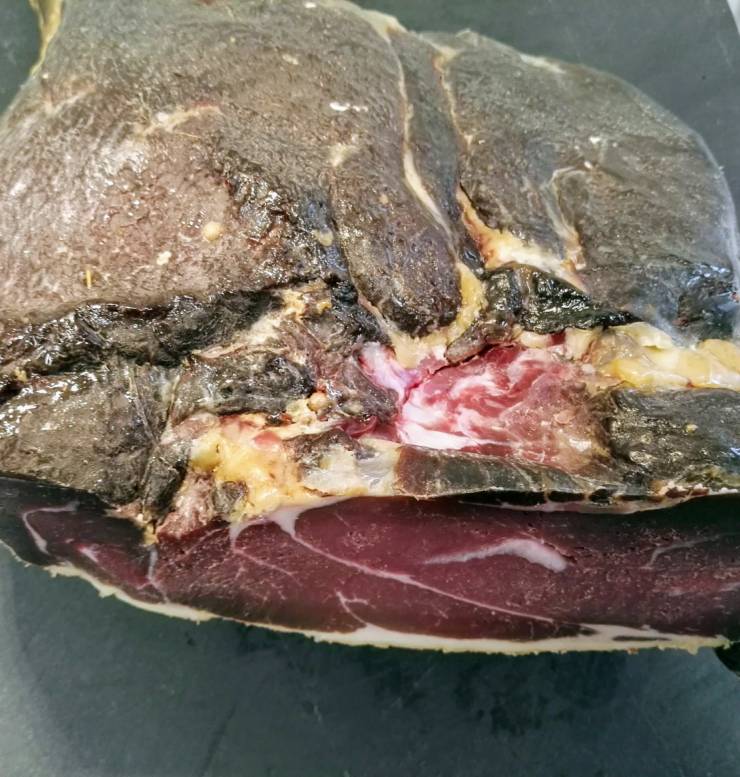 Jambon de marcassin entier - 2.5 kg